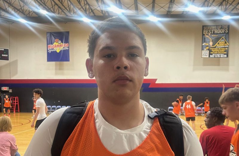 <span class="pn-tooltip pn-player-link">
        <span class="name-pointer">Prephoops The Expo: Kentucky- Team 5 Standouts</span>
        <span class="info-box not-prose" style="background: linear-gradient(to bottom, rgba(247,101,23, 0.95) 0%,rgba(247,101,23, 1) 100%)">
            <a href="https://prephoops.com/2025/09/prephoops-the-expo-kentucky-team-5-standouts/" class="link-wrap">
                                    <span class="player-img"><img src="https://prephoops.com/wp-content/uploads/sites/2/2025/09/IMG_5182-rotated-crop-1512x993-1757974100.jpg?w=150&h=150&crop=1" alt="Prephoops The Expo: Kentucky- Team 5 Standouts"></span>
                
                <span class="player-details">
                    <span class="first-name">Prephoops</span>
                    <span class="last-name">The Expo: Kentucky- Team 5 Standouts</span>
                    <span class="measurables">
                                            </span>
                                    </span>
                <span class="player-rank">
                                                        </span>
                                    <span class="state-abbr"></span>
                            </a>

            
        </span>
    </span>
