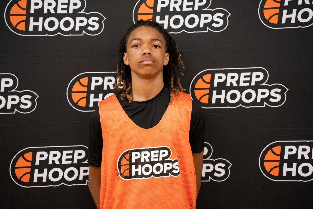 Dowling Catholic Vs Des Moines Roosevelt Standout Prospects