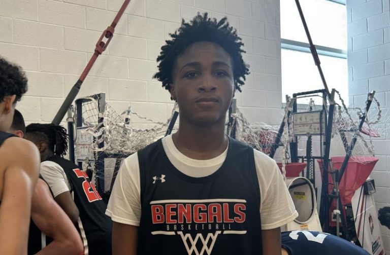 Plainfield East Closes Strong to Knock Off Wheaton Academy