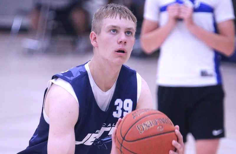 Who is No. 1 in Division 4? Cast your vote now