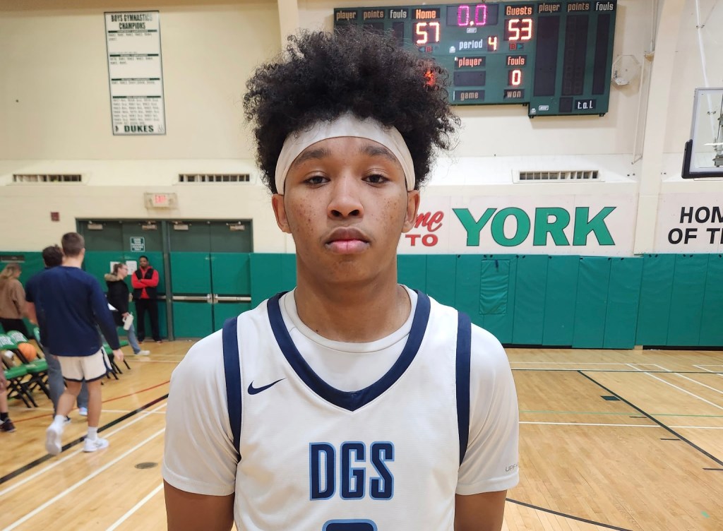 Friday Frenzy: Jack Tosh Holiday Classic’s Opening Day Thrills