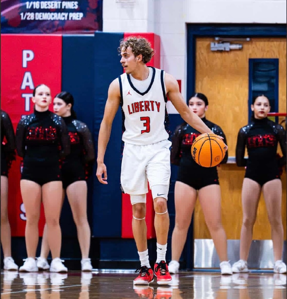 Liberty Improves to 17-5 After Win Over Palo Verde