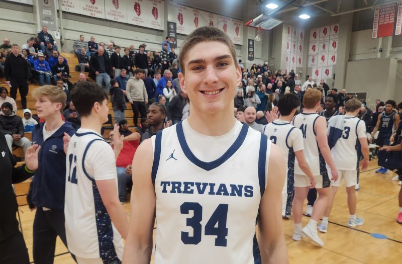 Underclassmen Light It Up at When Sides Collide