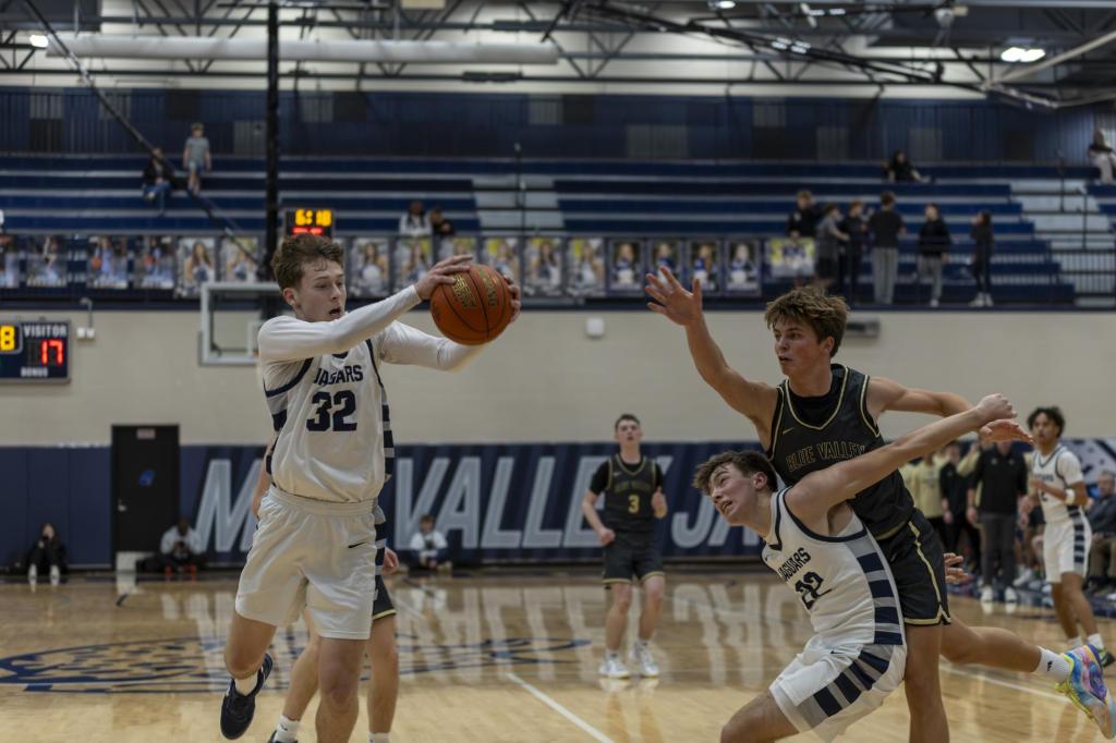 Saturday’s Swing Games That Shaped the Kansas City Weekend