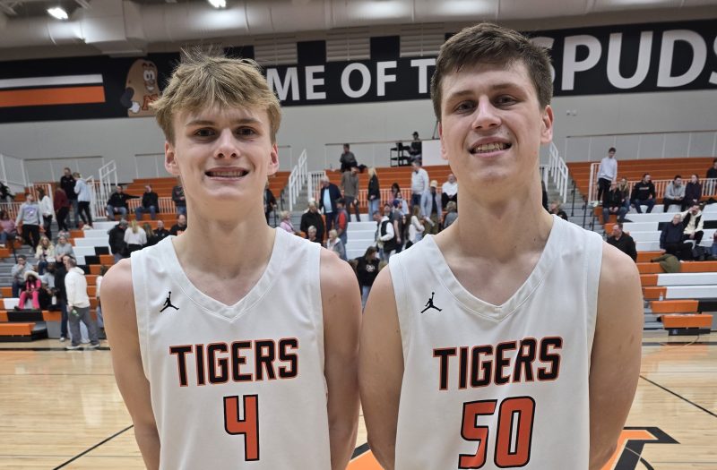 Tuesday Night Preview/Predictions -1 vs 2 (AA) Wayzata at Hopkins