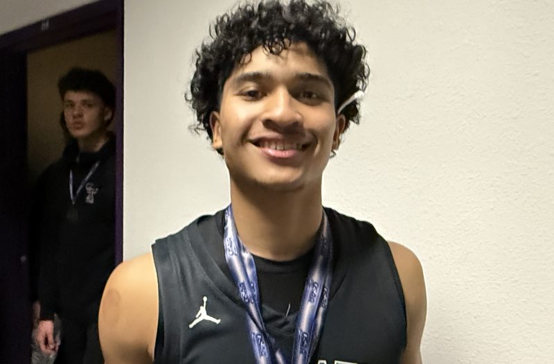 6A State Tournament Stock Risers