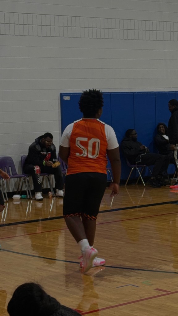 Dezmond Holifield