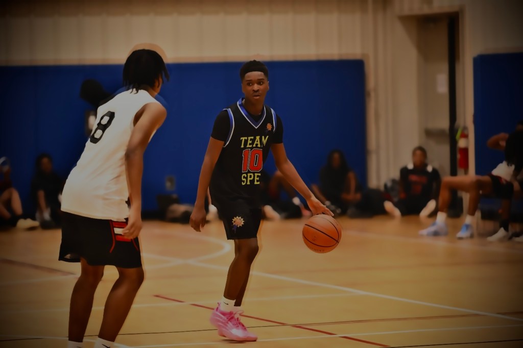 Davion Bennett