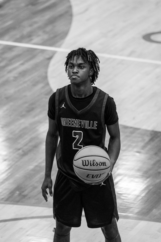 Zyaire Neal