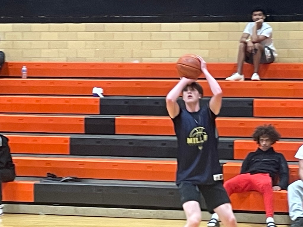 New Names of Forwards at Hoops and Beyond Showcase