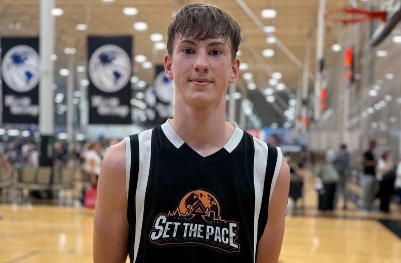 New England HGSL stock-risers (17U)