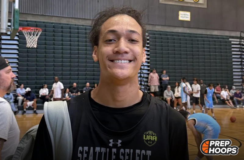 Who is the Early Favorite for 4A Senior POY?