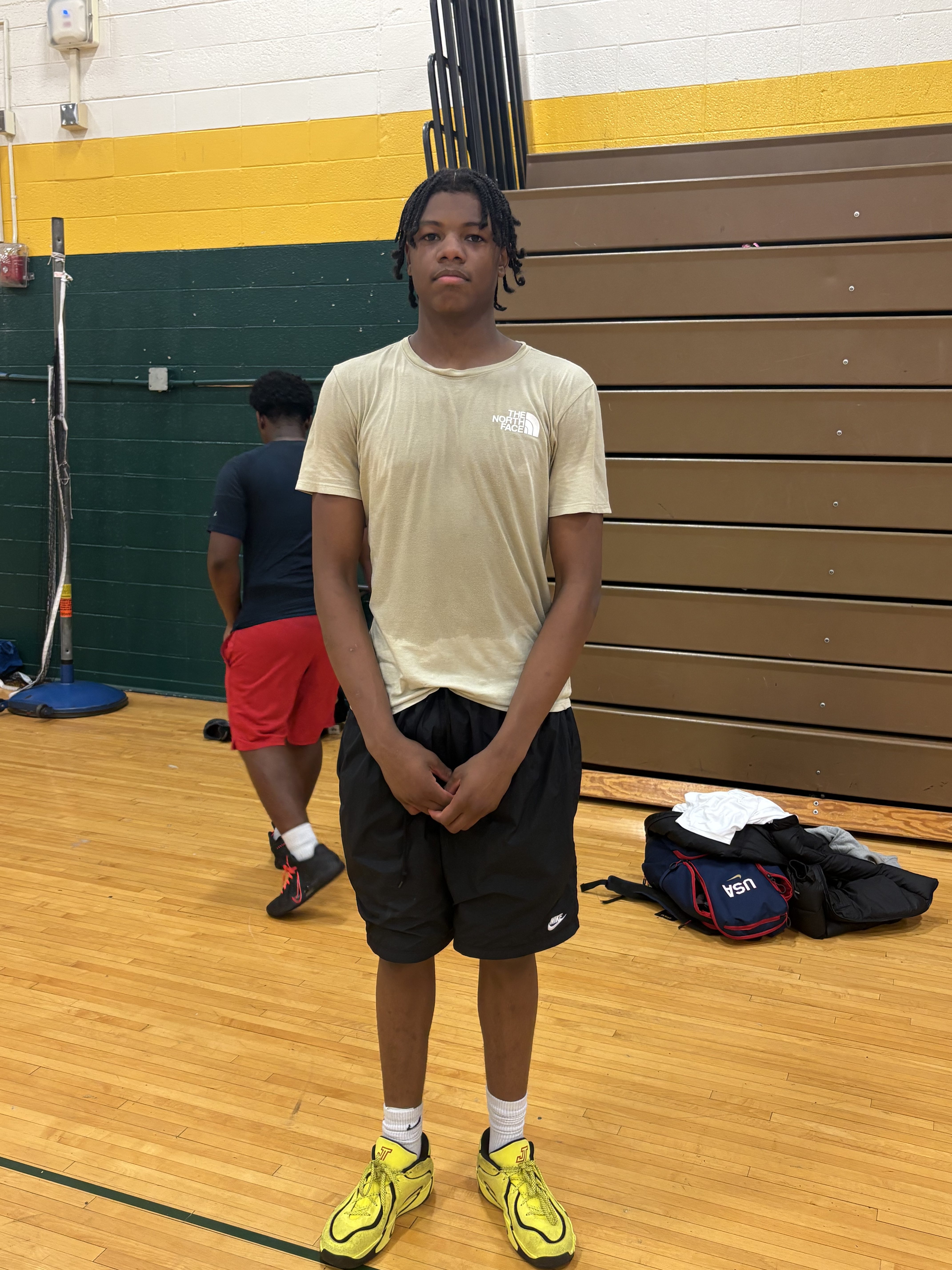 DeAndre Leonard