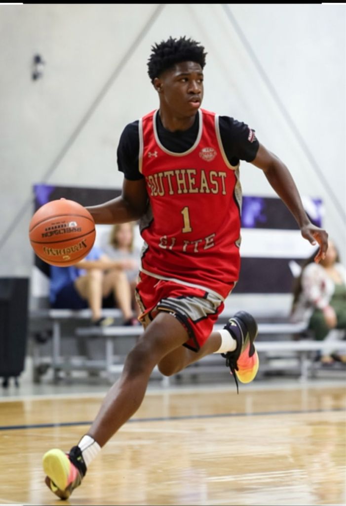 Kannan Davis