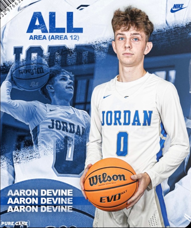 Aaron Devine