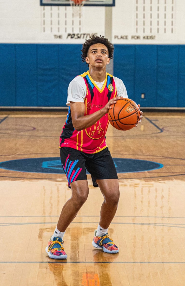 Isaiah Henderson