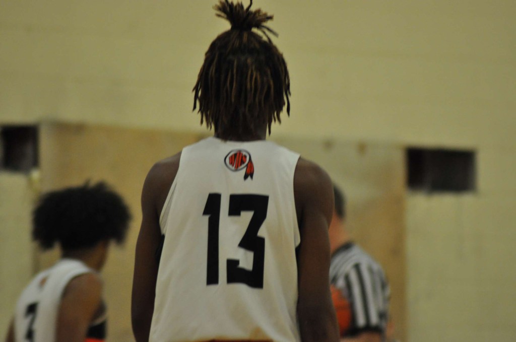 Angalia Niyomwungere