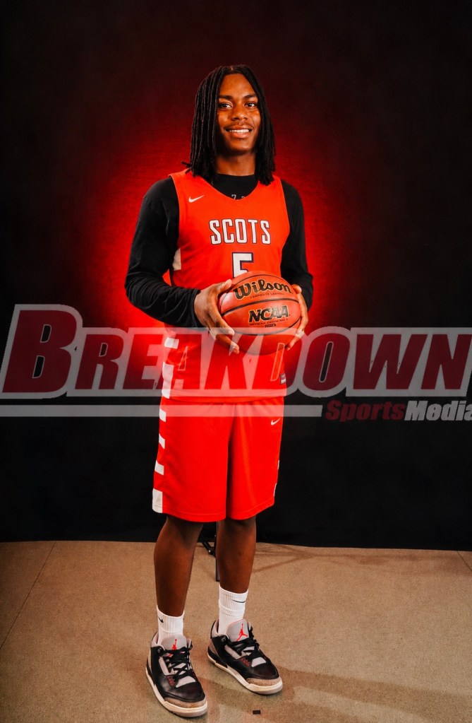 Izaiah Davis