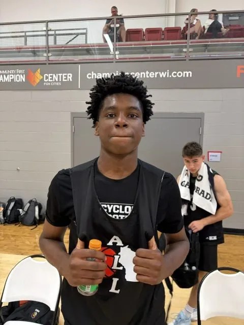 Israel Tomori