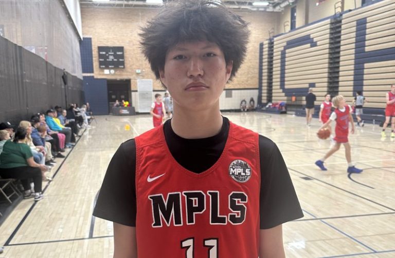Freshman Wave: &#039;29 Hoopers Ready to Make Noise