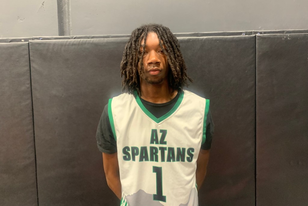 Isaiah Carter