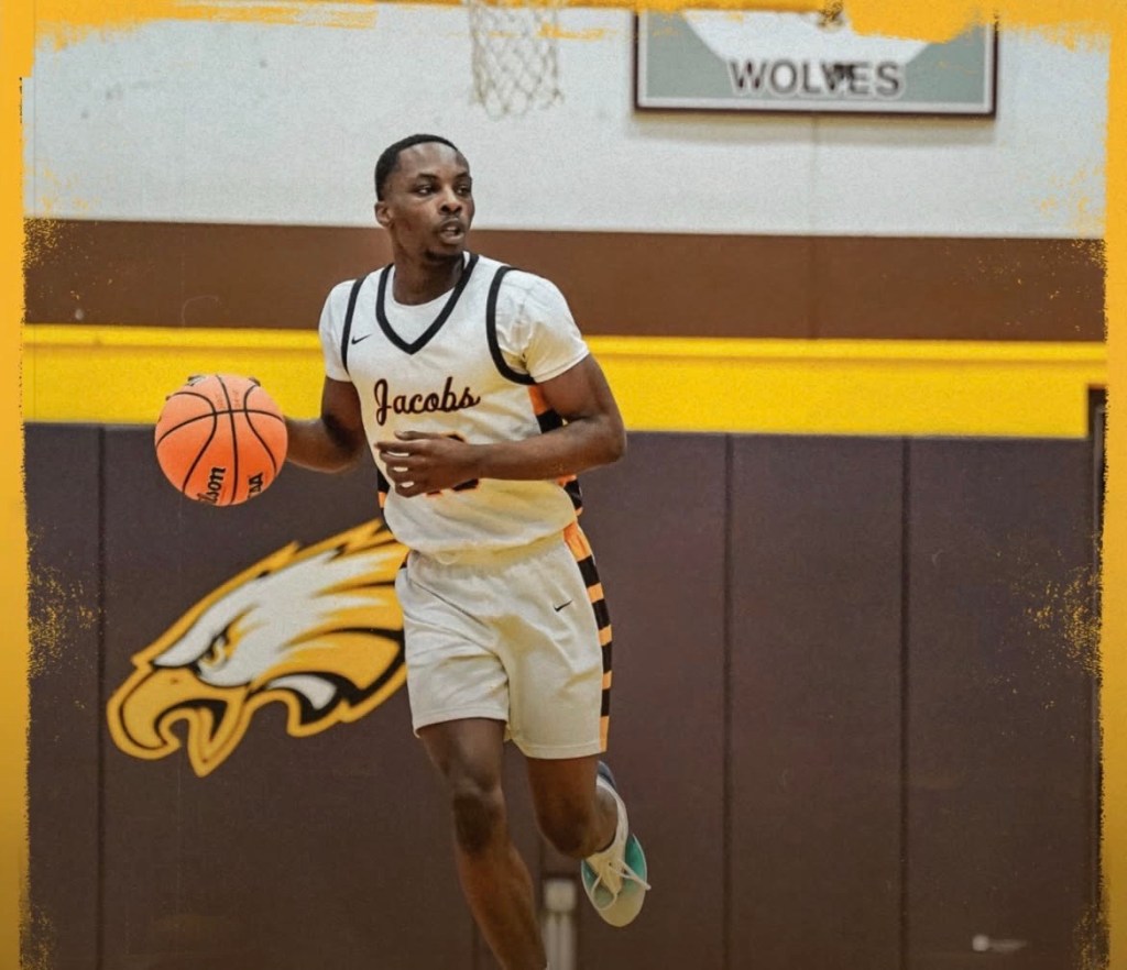 Elijah Bell